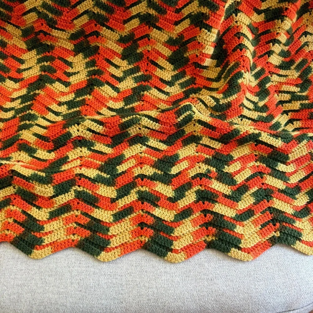 Handmade Crochet Afghan Throw Blanket Chevron‎ Ripple Green Orange Gold Vintage